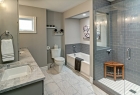 Farmhouse_master_bath